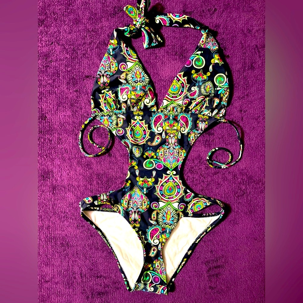 Women’s Paisley Monokini Swimsuit